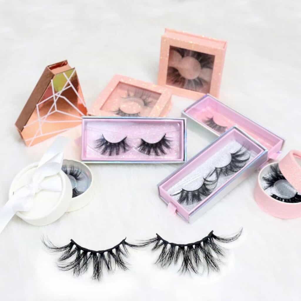 custom eyelash packaging