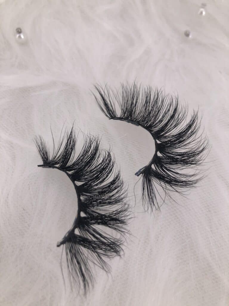 20mm mink lashes wholesale vendors