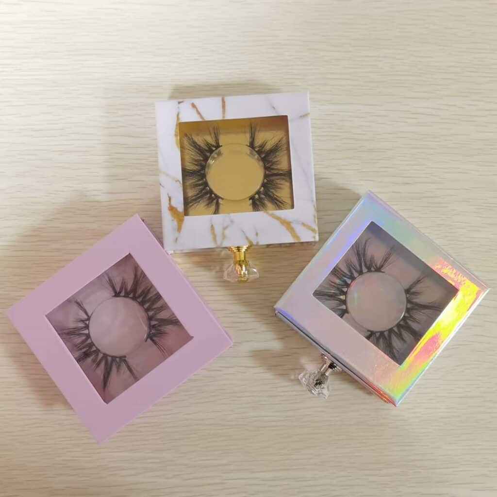 square custom lash boxes with a handle
