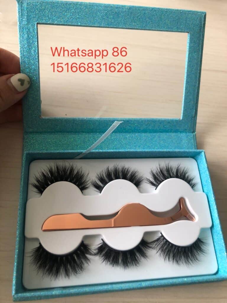 wholesale mink lashes and lash kits