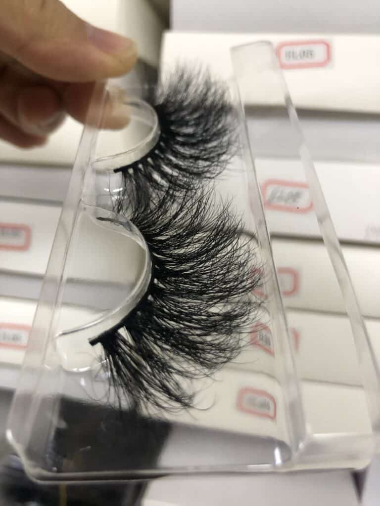 Mink Eyelash Boxes Packaging and 25mm Mink Eyelashes Vendors