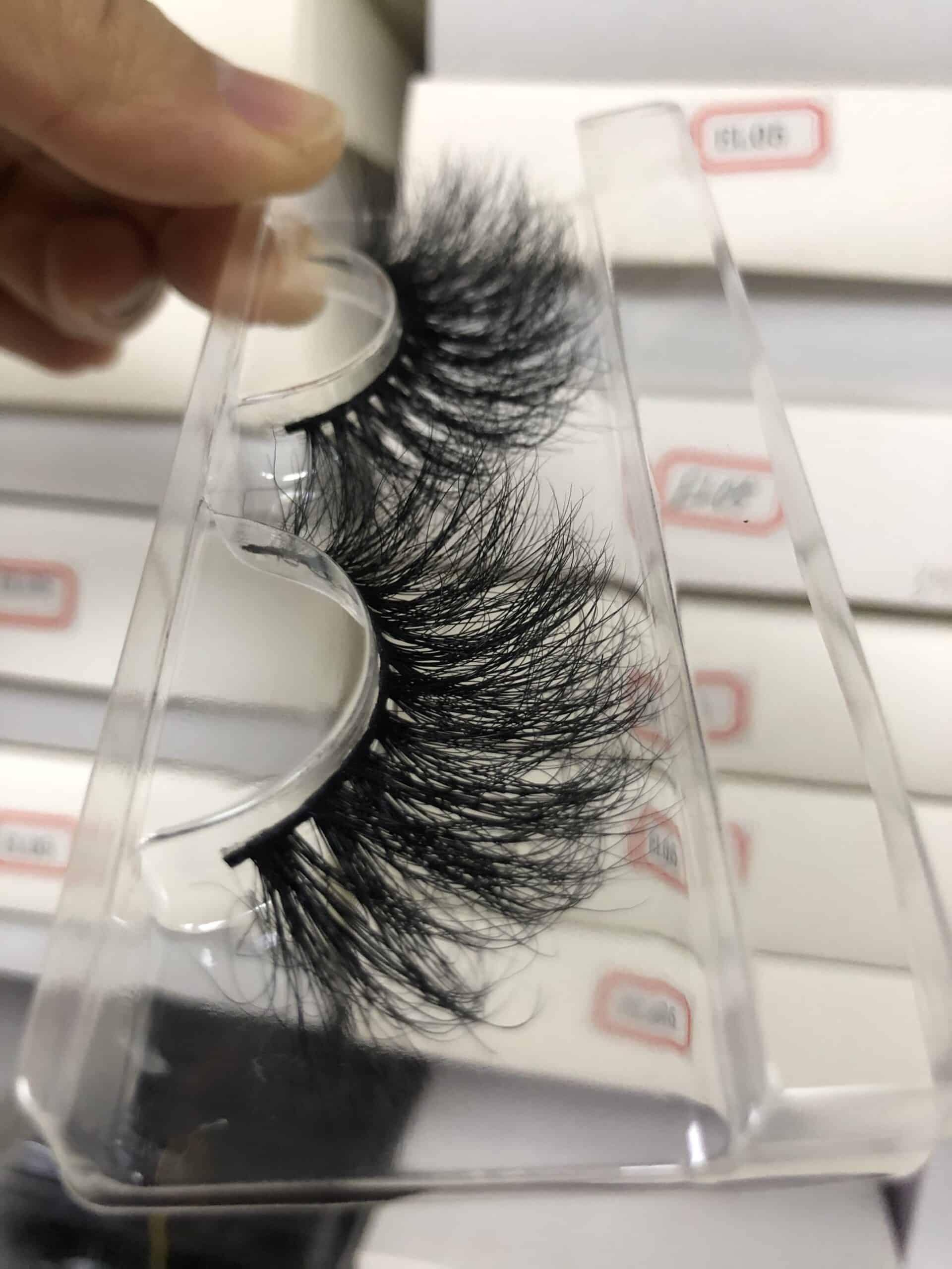 Fluffy Lashes Wholesale 25mm Lashes Vendor