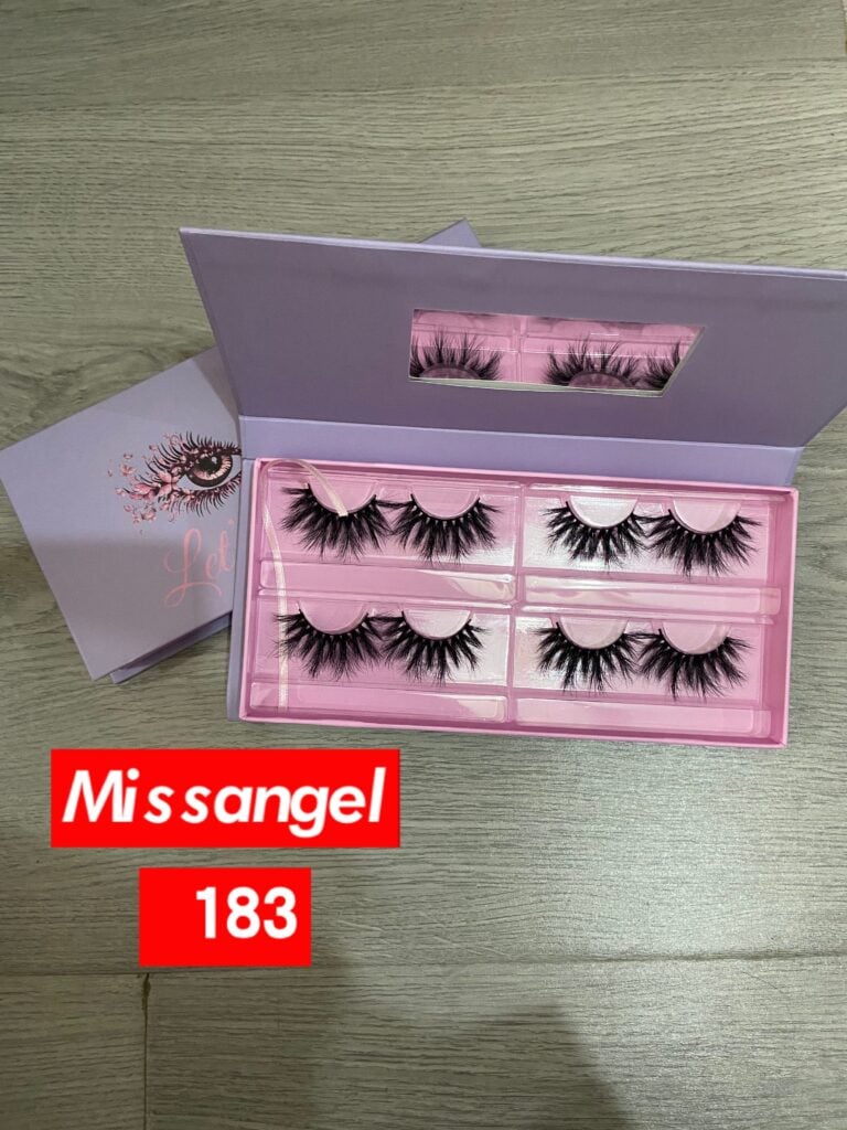 custom lash books and eyelash kits