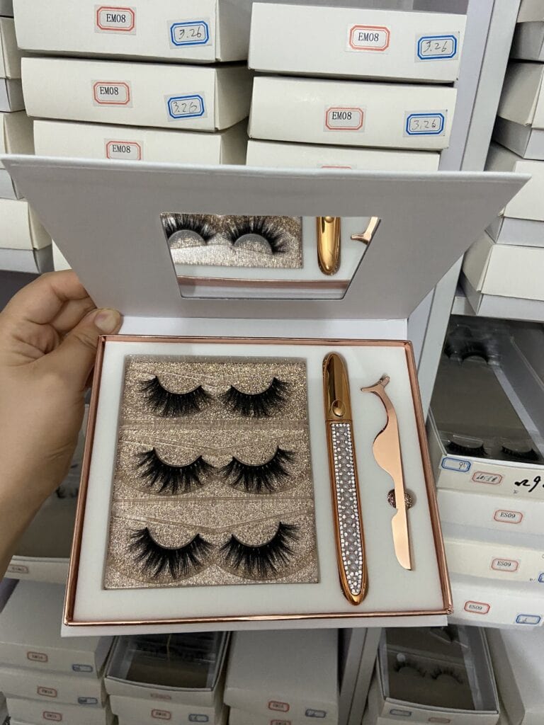 custom eyelash kits wholesale vendors