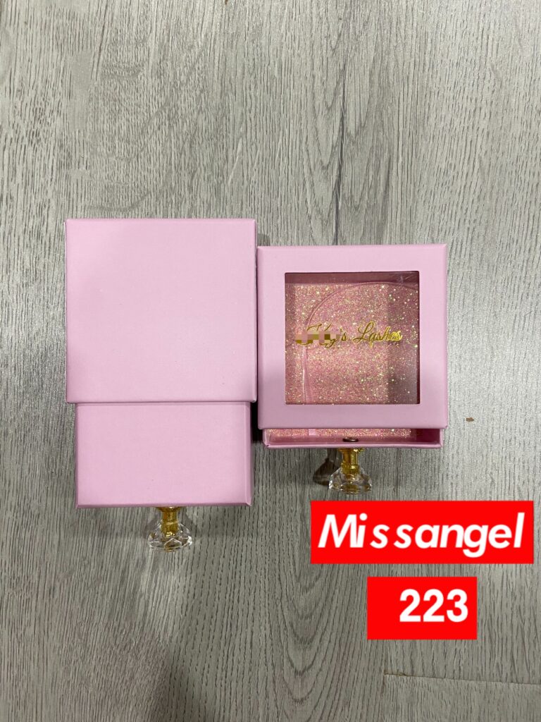 wholesale mink lash and custom eyelash boxes