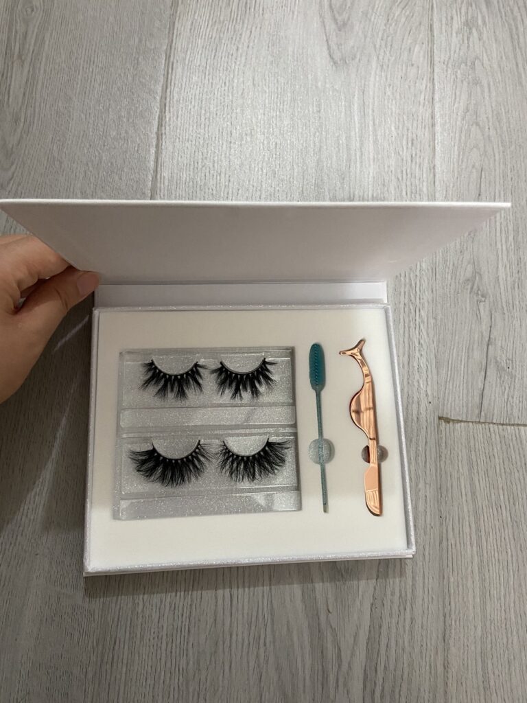 provide custom eyelash kits wholesale vendors