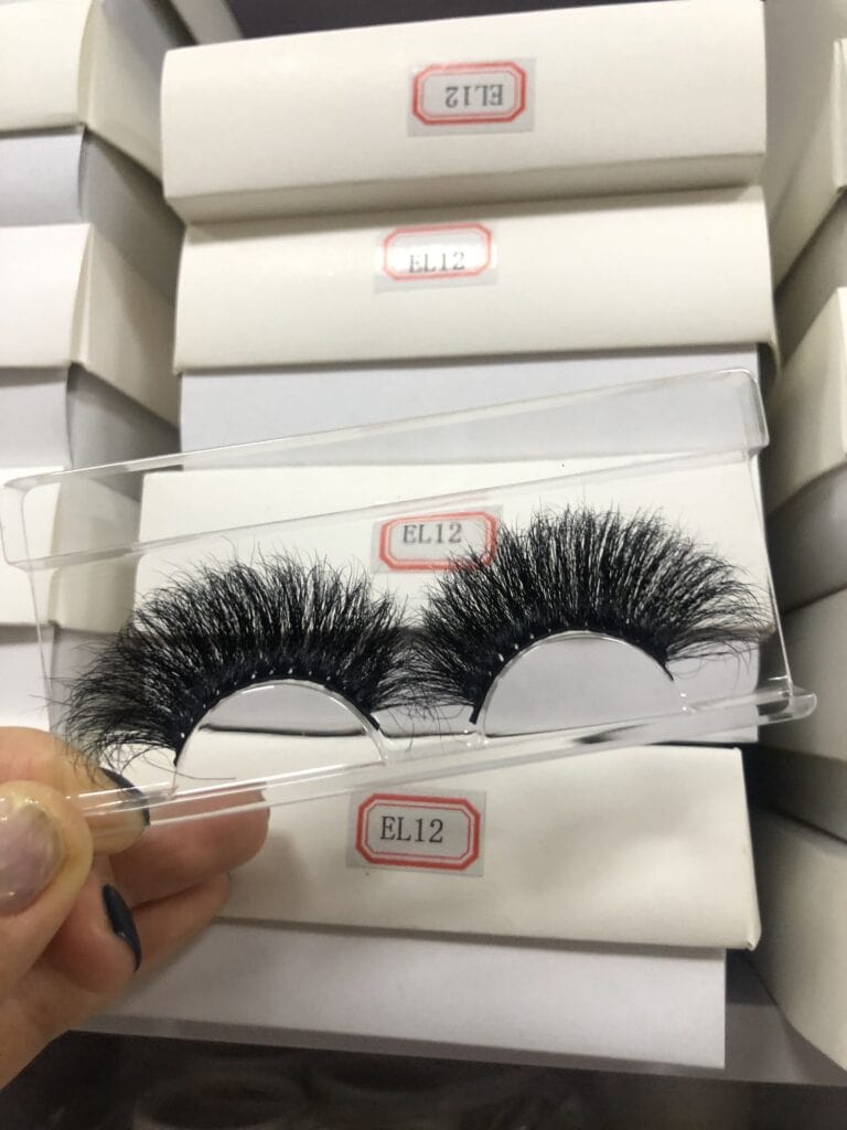 long thick eyelashes