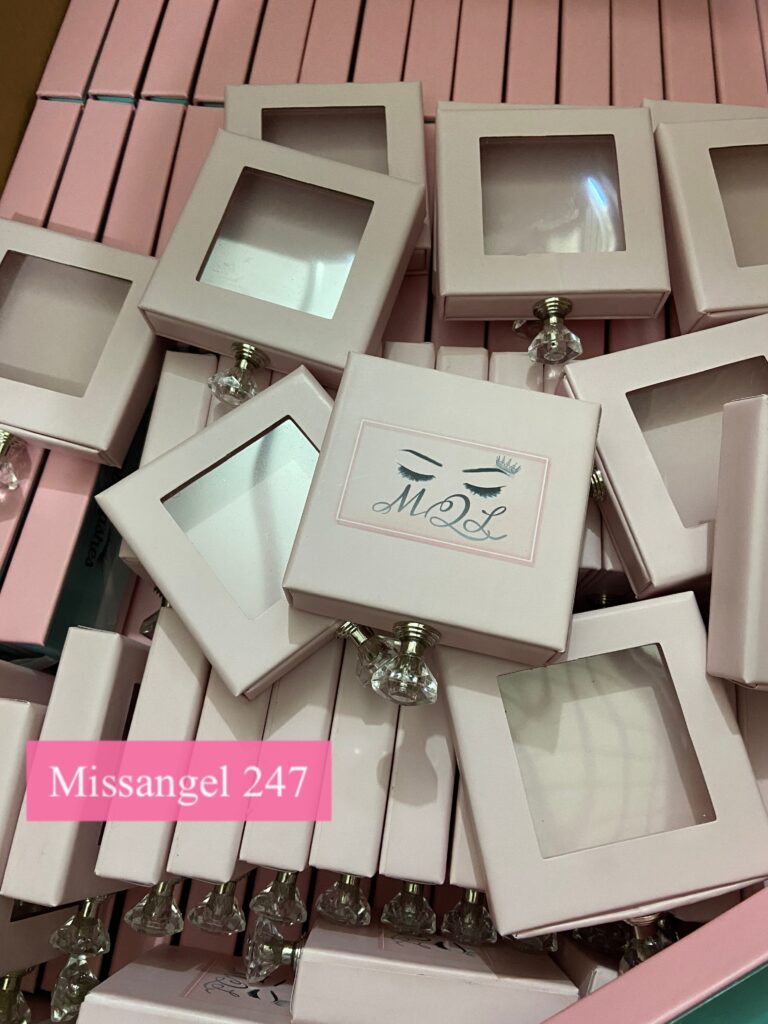 custom square lash boxes