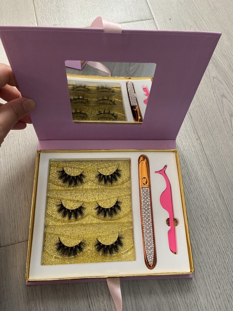 wholesale mink lashes and eyelash kits vendors