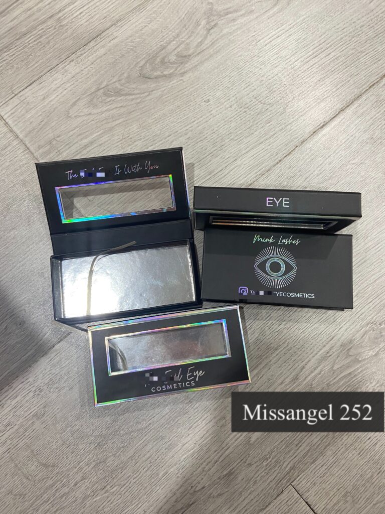 diy lash box with holographic logo