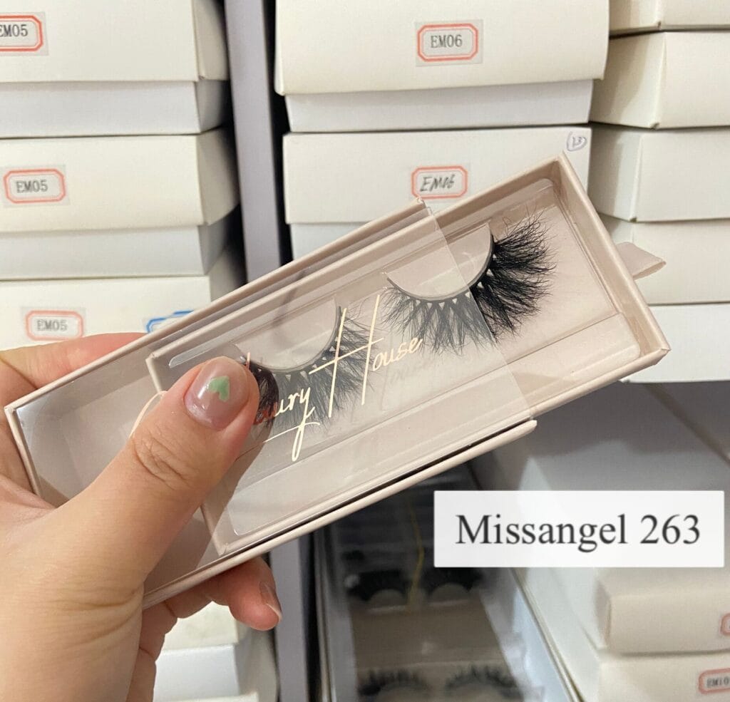 luxury lash box vendor