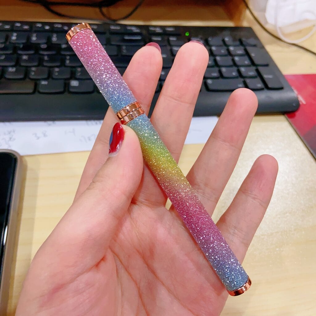 rainbow design lash glue pen 