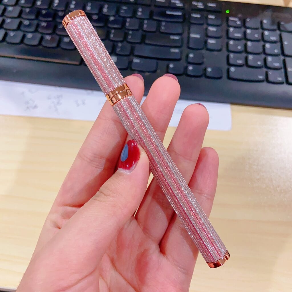 wholesle pink diamond design eyelash glue pen 