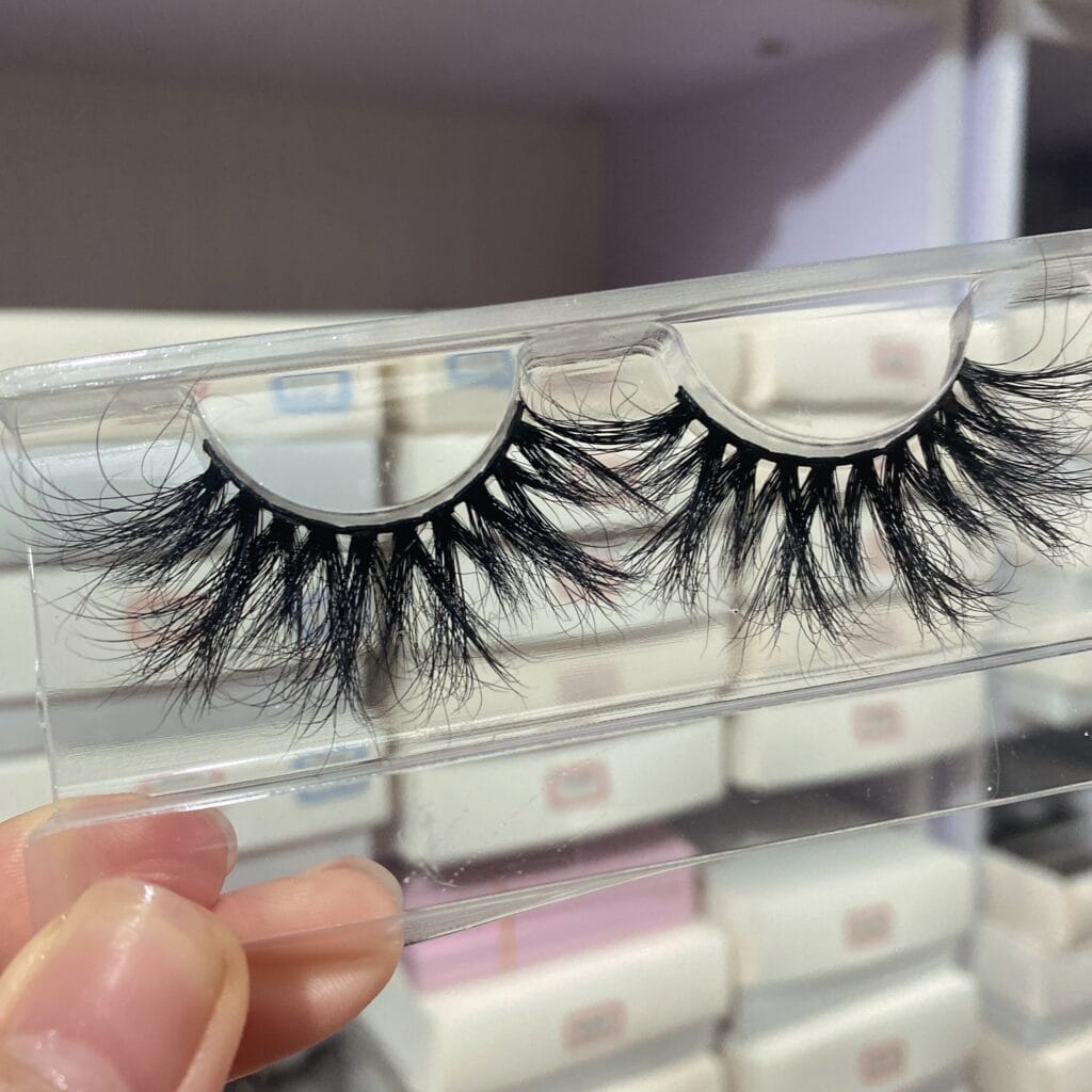 25mm mink lashes vendor