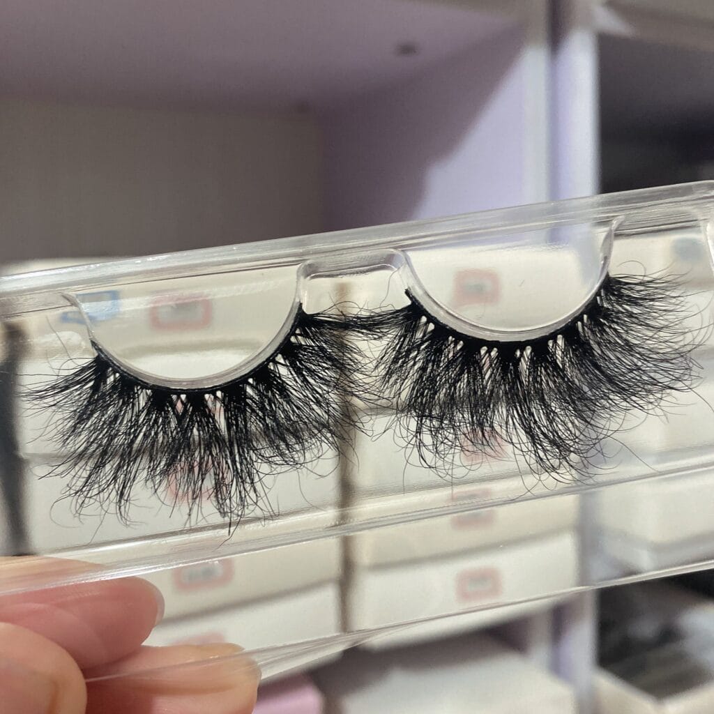 wholesale lash vendors 